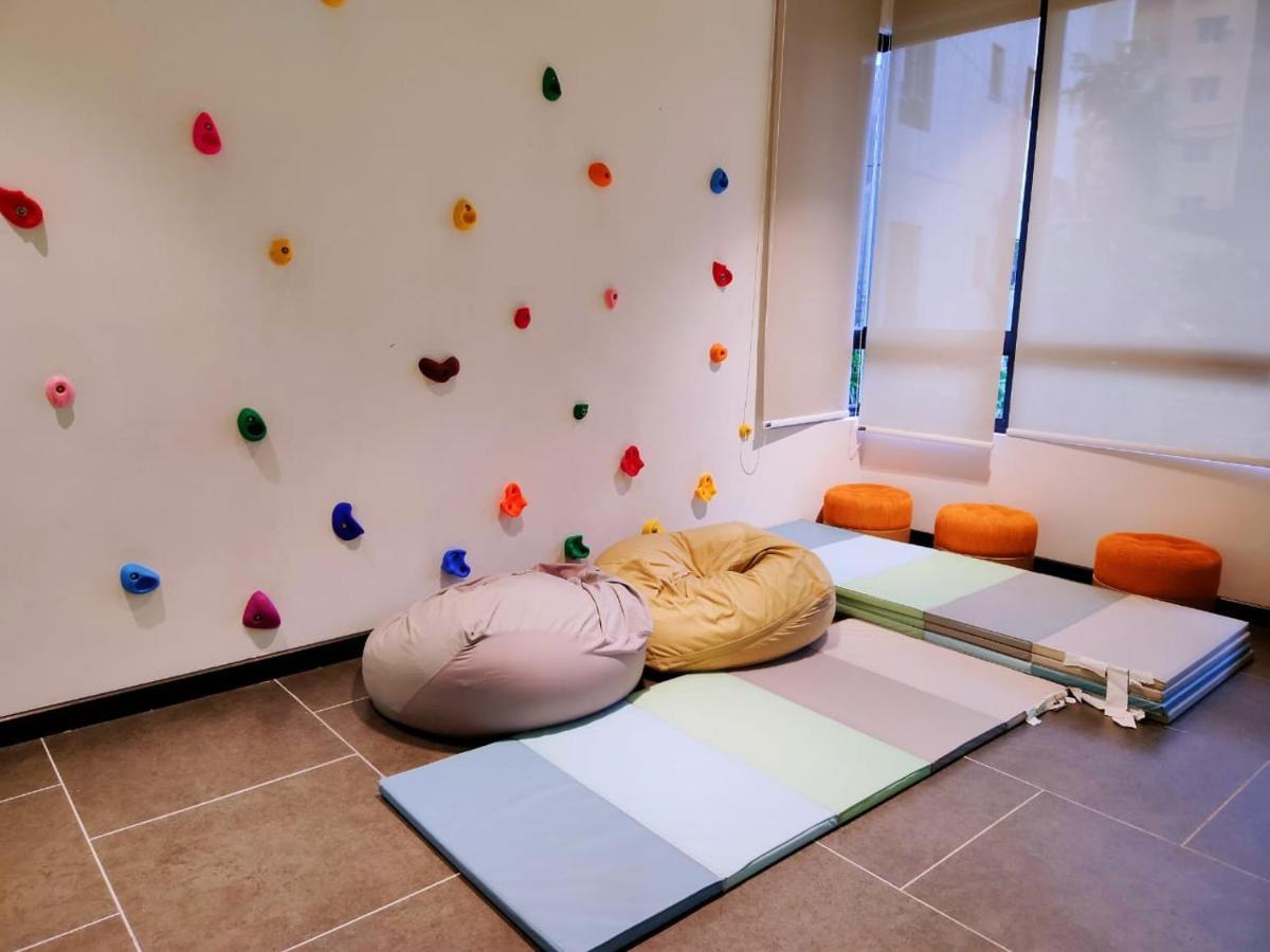 Maxine Suites クアラルンプール エクステリア 写真